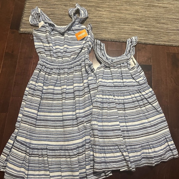 Gymboree mommy (medium) and me (8) matching dresses - Picture 1 of 3
